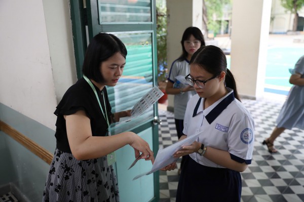 Tuyển sinh ĐH 2026: Tổ hợp môn xét tuyển có gì mới? Tuyển sinh ĐH 2026: Tổ hợp môn xét tuyển có gì mới?