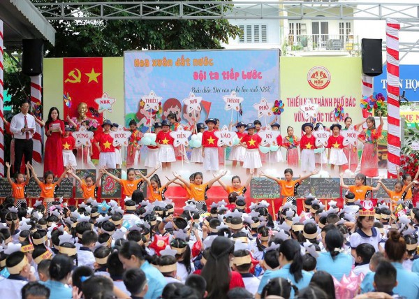 Tuyển sinh đầu cấp TP.HCM: Phân tuyến lớp 1, lớp 6 theo tiêu chí nào?