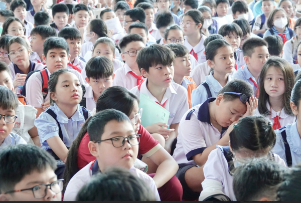 Tuyển sinh đầu cấp TP.HCM: Điểm mới về đăng ký trực tuyến, tiếng Anh tích hợp