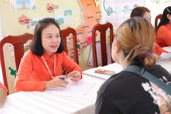 Tuyển sinh đầu cấp tại TP.HCM: Muốn học theo nơi tạm trú, phụ huynh phải làm gì? Tuyển sinh đầu cấp tại TP.HCM: Muốn học theo nơi tạm trú, phụ huynh phải làm gì?