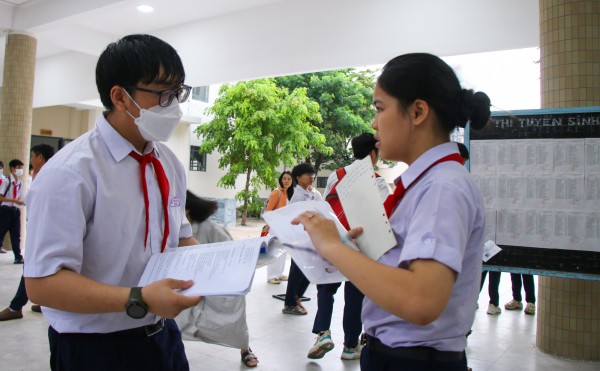 Tuyển sinh lớp 10: Gần 15.500 thí sinh Đà Nẵng bước vào ngày thi đầu tiên