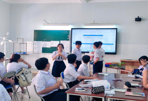 Tuyển sinh lớp 10 TP.HCM: Dự kiến thi sớm hơn, xét tuyển ở 2 khu vực