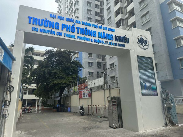 Tỷ lệ chọi lớp 10 Trường Phổ thông Năng khiếu môn nào cao nhất?