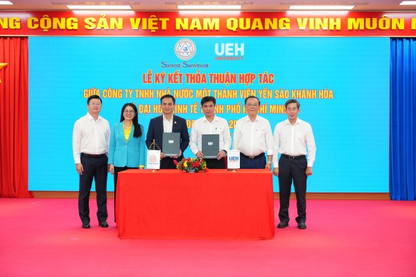 UEH - NEU đẩy mạnh hợp tác tích cực cho phát triển vùng và quốc gia