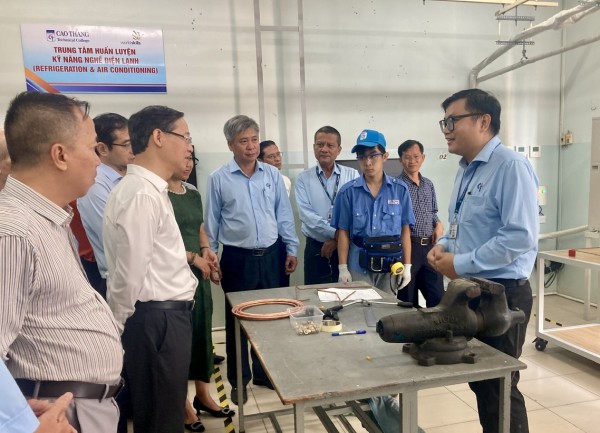 Vận dụng, tích hợp các tiêu chuẩn quốc tế vào chương trình đào tạo nghề