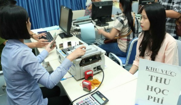 Vì sao Chính phủ đề nghị không tăng học phí, Bộ GD-ĐT lại đề xuất tăng? Vì sao Chính phủ đề nghị không tăng học phí, Bộ GD-ĐT lại đề xuất tăng?