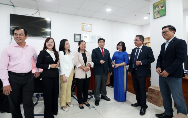 Vì sao ngành xã hội nhân văn và sư phạm ngày càng Vì sao ngành xã hội nhân văn và sư phạm ngày càng