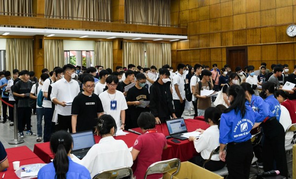 Vì sao ngày càng nhiều sinh viên tốt nghiệp loại giỏi và xuất sắc?