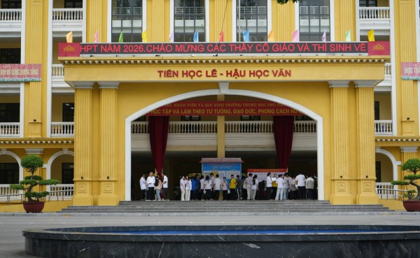Vụ 'hỗ trợ thí sinh' trong kỳ thi tốt nghiệp THPT: Kết quả xác minh bài thi Vụ 'hỗ trợ thí sinh' trong kỳ thi tốt nghiệp THPT: Kết quả xác minh bài thi