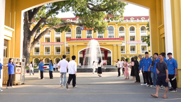 Vụ 'hỗ trợ thí sinh' trong kỳ thi tốt nghiệp THPT: Kết quả xác minh bài thi Vụ 'hỗ trợ thí sinh' trong kỳ thi tốt nghiệp THPT: Kết quả xác minh bài thi