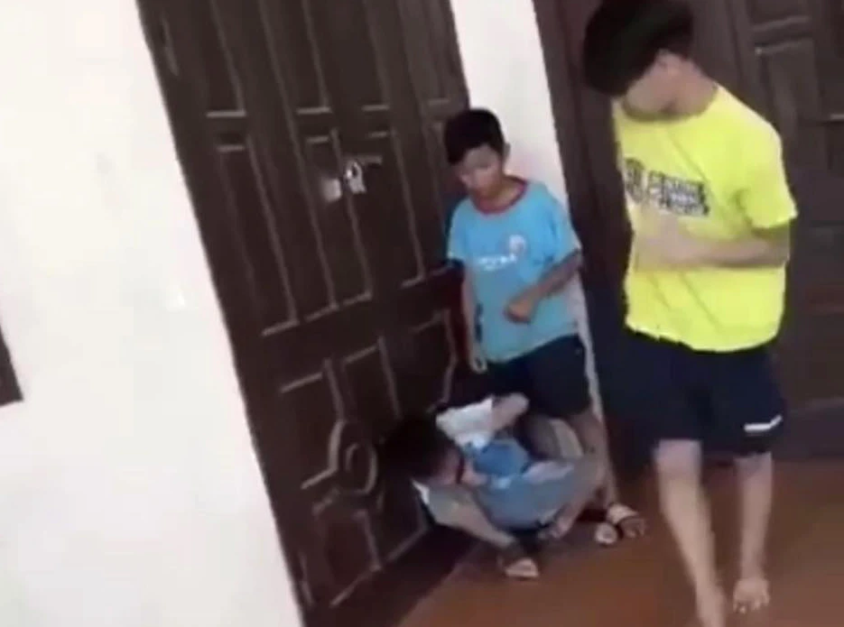 Vụ nam sinh lớp 7 bị đánh nhập viện: 8 học sinh bị kỷ luật
