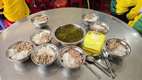 Vụ thông tin thực phẩm bẩn vào trường học: Lâm Đồng siết chặt an toàn thực phẩm Vụ thông tin thực phẩm bẩn vào trường học: Lâm Đồng siết chặt an toàn thực phẩm