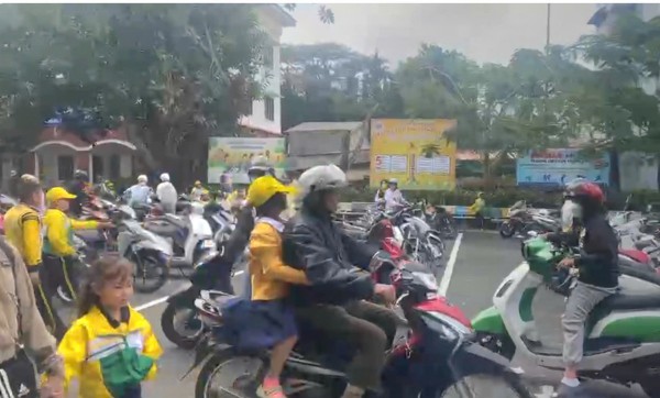 Vụ thông tin thực phẩm bẩn vào trường học: Đồng loạt kiểm tra bếp bán trú Vụ thông tin thực phẩm bẩn vào trường học: Đồng loạt kiểm tra bếp bán trú