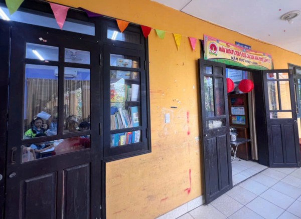 Xác minh vụ giáo viên dùng thước đánh học sinh tiểu học 'chấn thương' ở tay