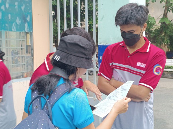 Xem xét đặc cách tốt nghiệp THPT cho người đi đẻ: Trường hợp nào được đặc cách?