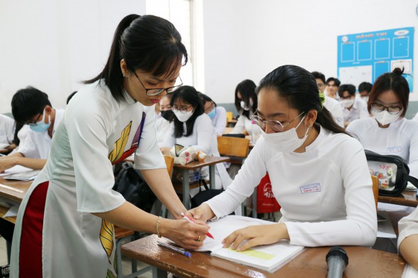 Xét tốt nghiệp THPT: 4.0 IELTS thành 10 điểm có dễ dãi?
