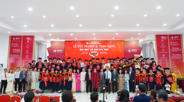 'Y đức là điều tuyệt đối không được phép đánh mất', lời dặn của hiệu trưởng trường y