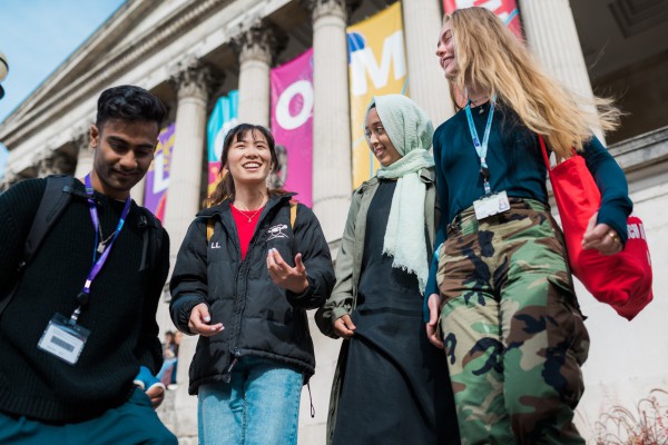 ĐH Anh chỉ dành 2 phút đọc bài luận cá nhân, chuyên gia du học nói gì?