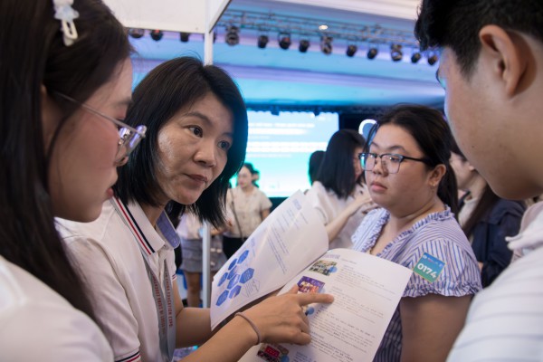 ĐH Thanh Hoa, Bắc Kinh, Phúc Đán... top Trung Quốc tuyển học sinh Việt thế nào?