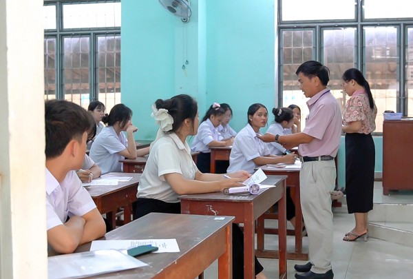 Đặc khu Lý Sơn rà soát an toàn thực phẩm trước kỳ thi tốt nghiệp THPT Đặc khu Lý Sơn rà soát an toàn thực phẩm trước kỳ thi tốt nghiệp THPT