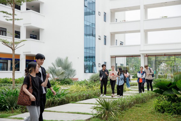 Đại học lên lịch nghỉ lễ 9 ngày dịp Giỗ Tổ Hùng Vương, 30.4 và 1.5