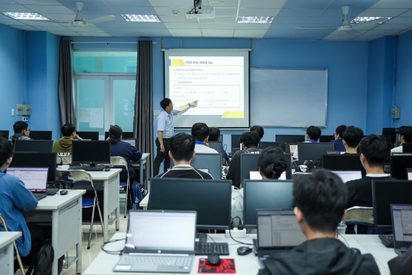 Đảm bảo quyền tự chủ thực chất cho giáo dục đại học Đảm bảo quyền tự chủ thực chất cho giáo dục đại học