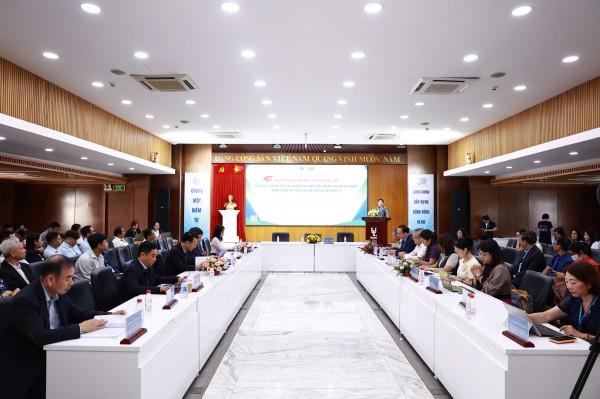 Đào tạo tiến sĩ luật 7-8 năm chưa ra trường: Nguyên nhân từ đâu?