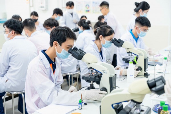 Để VN xây dựng trường ĐH tư thục đẳng cấp: Phát triển mô hình không vì lợi nhuận Để VN xây dựng trường ĐH tư thục đẳng cấp: Phát triển mô hình không vì lợi nhuận
