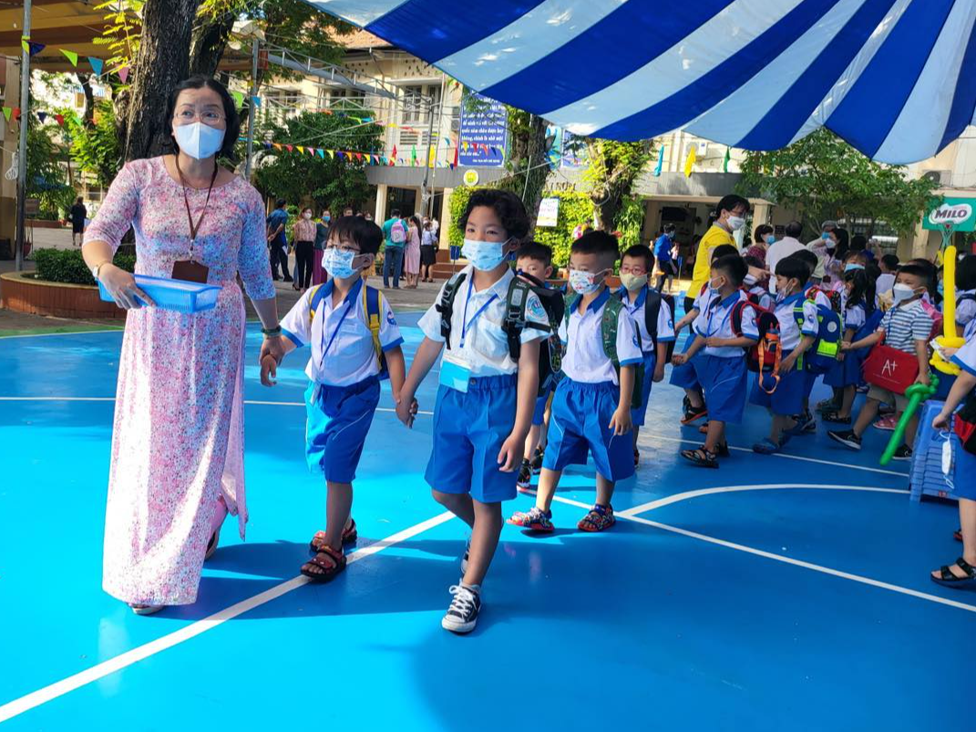 Để con có chỗ học, phụ huynh TP.HCM phải thực hiện các thao tác này