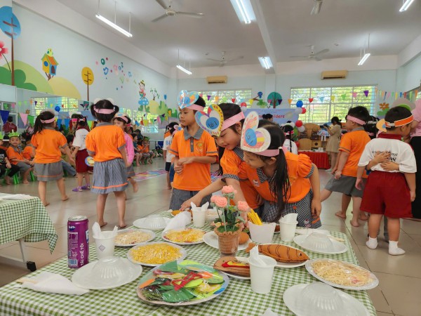 Để công bằng, hiệu quả khi dạy tiếng Anh cho trẻ mầm non Để công bằng, hiệu quả khi dạy tiếng Anh cho trẻ mầm non