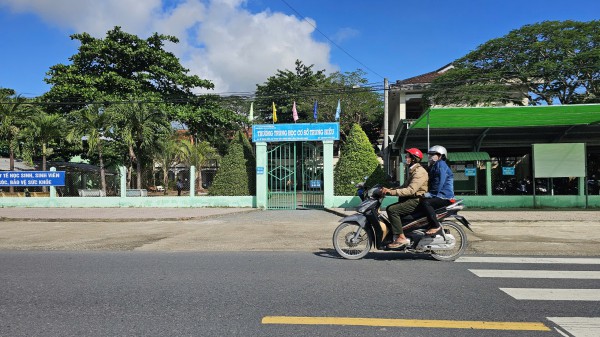 Đề nghị kỷ luật cảnh cáo hiệu trưởng vì che giấu việc học sinh đánh nhau