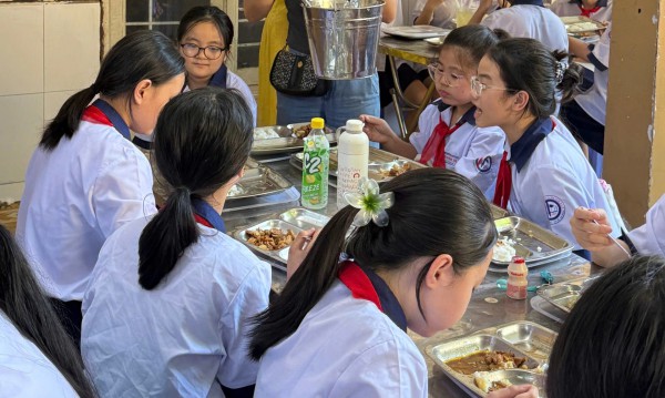 Đề nghị mới từ Sở An toàn thực phẩm TP.HCM, liên quan vụ Trường Bình Quới Tây Đề nghị mới từ Sở An toàn thực phẩm TP.HCM, liên quan vụ Trường Bình Quới Tây