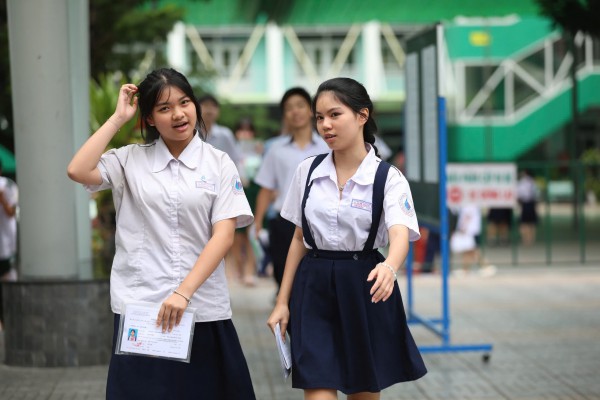 Đề thi lớp 10 môn ngữ văn TP.HCM: Không áp đặt khuôn mẫu suy nghĩ duy nhất