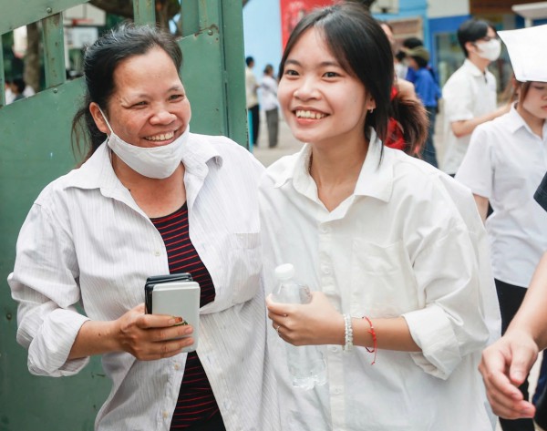 Đề thi môn toán phân hóa rõ, điểm tuyệt đối không nhiều Đề thi môn toán phân hóa rõ, điểm tuyệt đối không nhiều