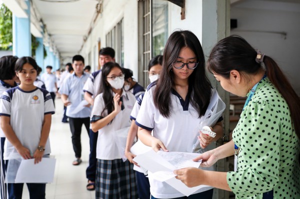 Đề thi tốt nghiệp THPT 2025: Cần phân tích kết quả thi, đổi mới cách dạy học