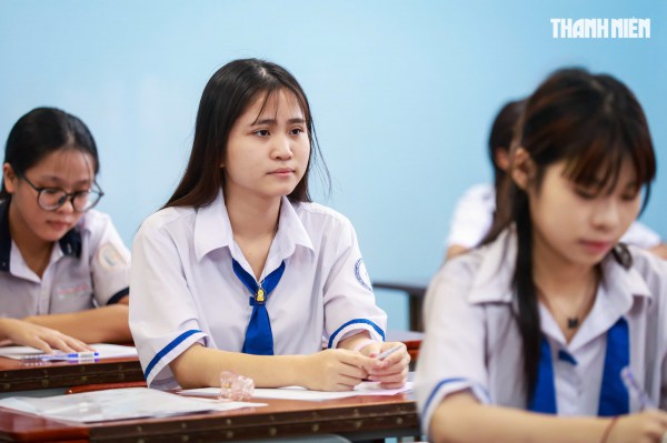 Đề tiếng Anh thi lớp 10 TP.HCM có 2 câu mới, thí sinh bất ngờ độ khó