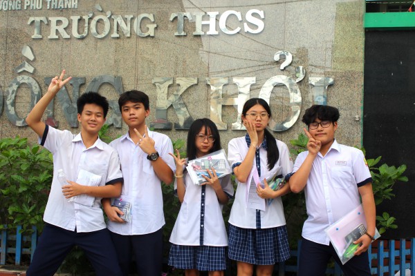 Đề toán thi lớp 10 TP.HCM 'rất dễ', 'dễ một cách ngạc nhiên'!
