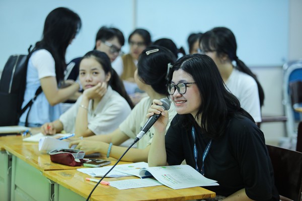 Điểm chuẩn ĐH 2024: Cuộc cạnh tranh nghiệt ngã của thí sinh khối C Điểm chuẩn ĐH 2024: Cuộc cạnh tranh nghiệt ngã của thí sinh khối C