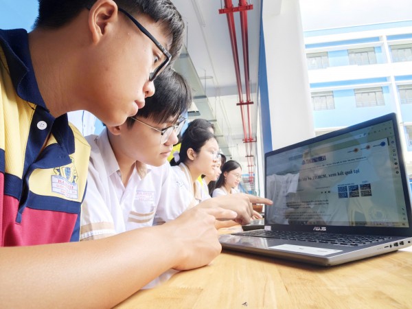 Điểm chuẩn lớp 10 của TP.HCM sẽ tăng ở mức nào? Điểm chuẩn lớp 10 của TP.HCM sẽ tăng ở mức nào?