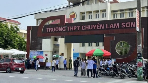 Điểm trúng tuyển Trường THPT chuyên Lam Sơn là bao nhiêu?