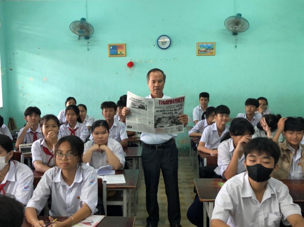 Đọc Báo Thanh Niên, thêm động lực 'trồng người' Đọc Báo Thanh Niên, thêm động lực 'trồng người'
