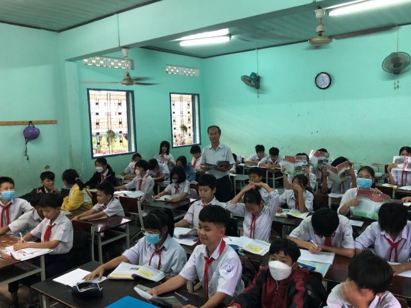 Đọc Báo Thanh Niên, thêm động lực 'trồng người' Đọc Báo Thanh Niên, thêm động lực 'trồng người'