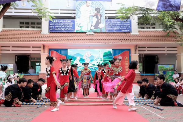 Độc đáo nông nhạc Hàn Quốc ở trường học TP.HCM Độc đáo nông nhạc Hàn Quốc ở trường học TP.HCM