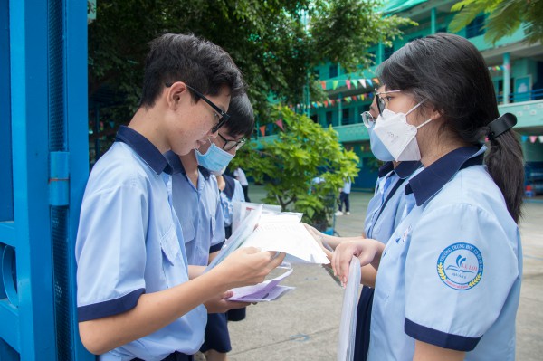 Ôn thi tốt nghiệp THPT: Cẩn trọng 