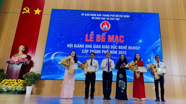 Ứng dụng AI vào dạy các môn 'khô khan, buồn ngủ' Ứng dụng AI vào dạy các môn 'khô khan, buồn ngủ'