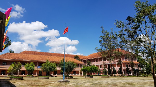 Ứng phó bão Kalmaegi: Chủ động cho học sinh nghỉ học ở những khu vực nguy hiểm Ứng phó bão Kalmaegi: Chủ động cho học sinh nghỉ học ở những khu vực nguy hiểm