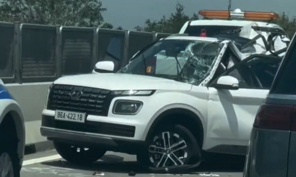 3 người trong một gia đình thương vong trên cao tốc Cam Lâm – Vĩnh Hảo