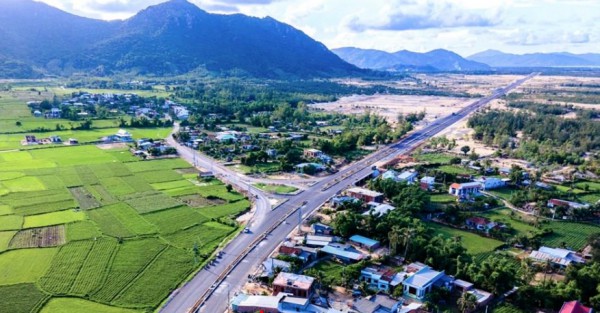 Bình Định: Chủ trương đầu tư Dự án Đường phía Tây huyện Phù Cát 396 tỷ đồng