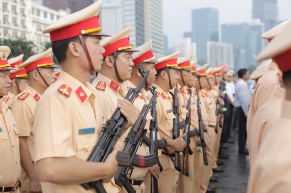 Cảnh sát đường thủy TPHCM: Giữ bình yên, an toàn trên các tuyến sông