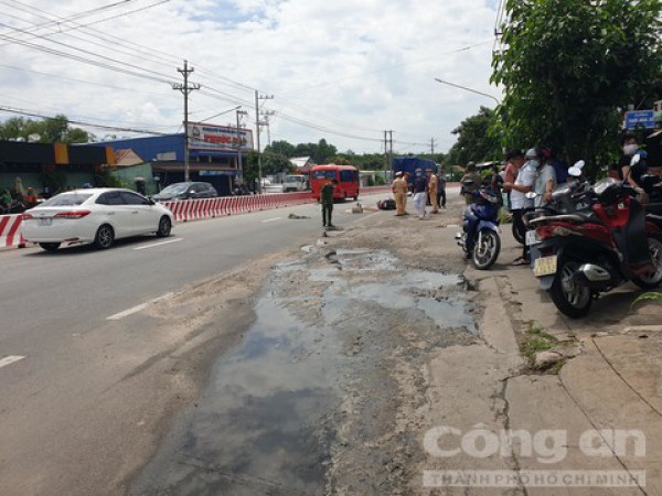 Cô giáo cấp 2 bị xe đầu kéo cán tử vong khi về gần đến nhà